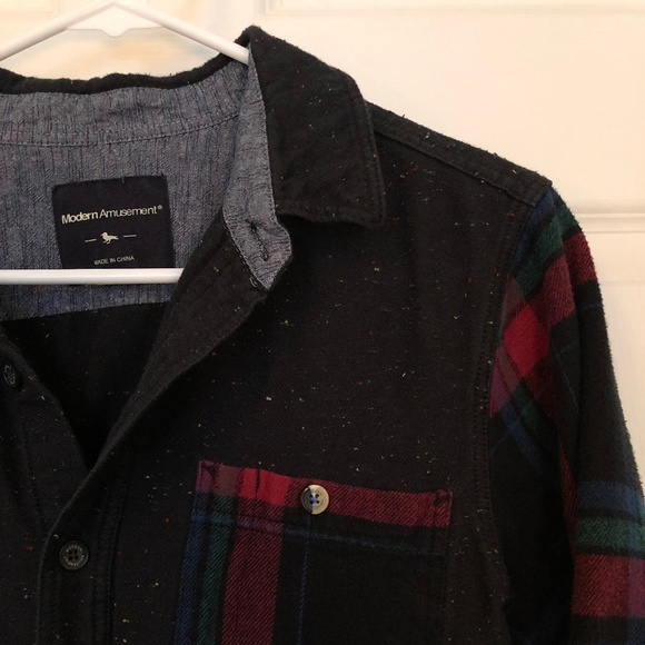 Plaid Modern Amusement Button Top - Picture 3 of 4